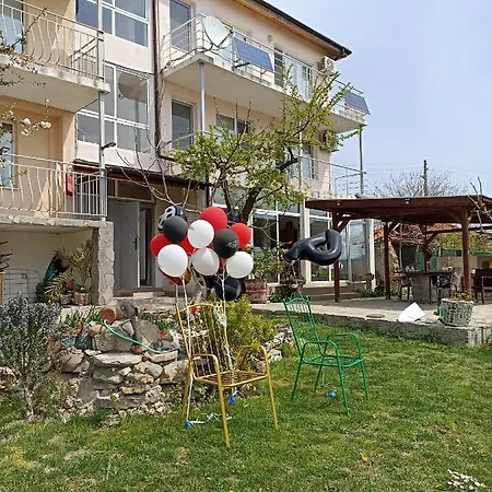 דירה Stai Za Gosti Bazdarovi ביאלה