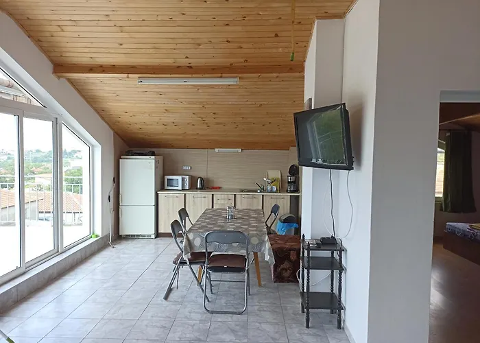 Stai Za Gosti Bazdarovi 비알라